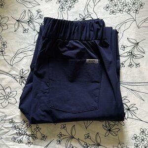 ✨BNWT! Figs Scrubtrouser